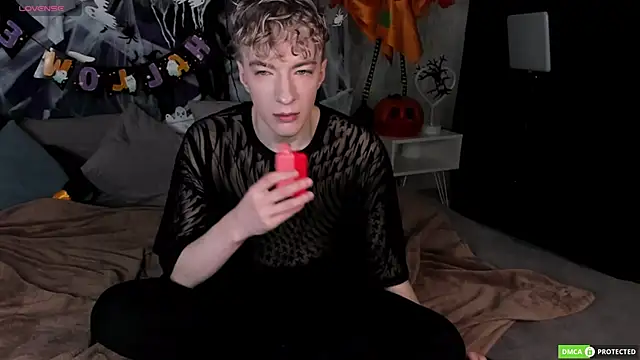 Snapshot of TrevorBenson chatting on 1, 11, 2025 TrevorBenson online show from 1, 11, 2025