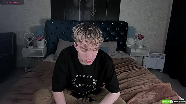 Snapshot of TrevorBenson chatting on 5, 12, 2025 TrevorBenson online show from 5, 12, 2025