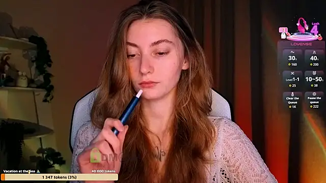 lady curls online show from 12, 4, 2026