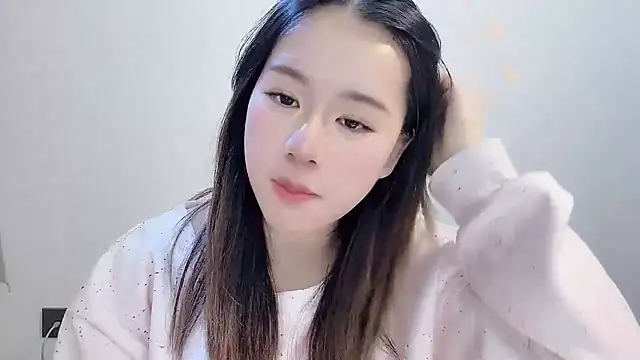 chloe-01 online show from 27, 11, 2025