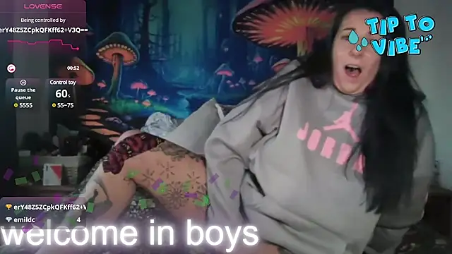 tattoomilf86 online show from 8, 12, 2024