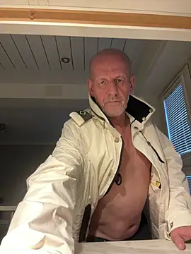 malematureisbest online show from 14, 2, 2026