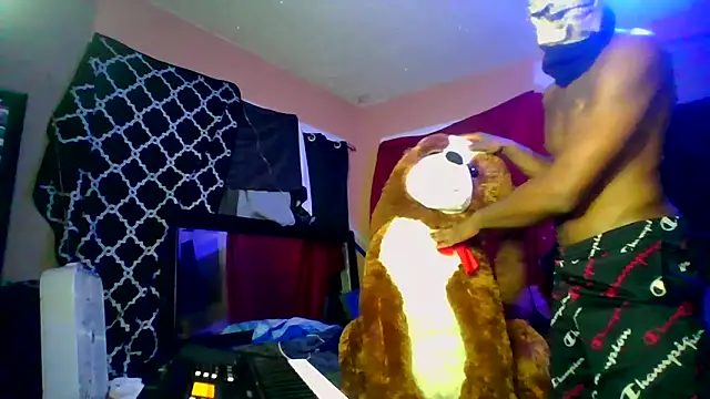 Snapshot of HilariousBrain9 chatting on 20, 9, 2025 HilariousBrain9 online show from 20, 9, 2025