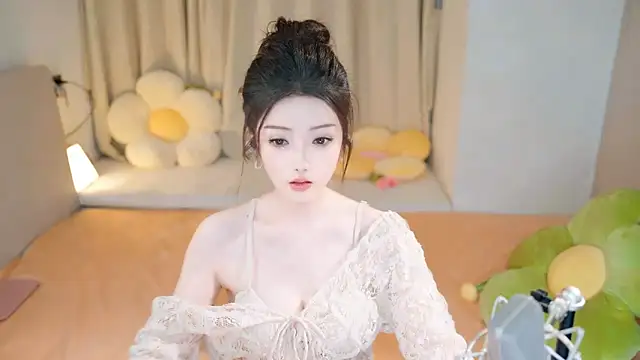 Eimile online show from 9, 12, 2024