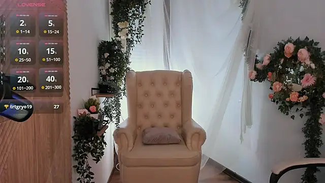 Snapshot of mei_honey_ chatting on 7, 3, 2025 mei honey  online show from 7, 3, 2025