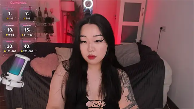 Snapshot of mei_honey_ chatting on 19, 9, 2025 mei honey  online show from 19, 9, 2025