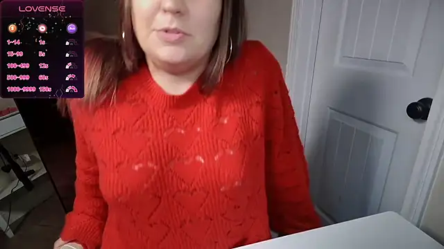 Snapshot of Brooklyn_Bee chatting on 1, 1, 2025 Brooklyn Bee online show from 1, 1, 2025