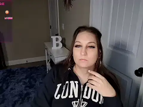 Snapshot of Brooklyn_Bee chatting on 16, 2, 2025 Brooklyn Bee online show from 16, 2, 2025