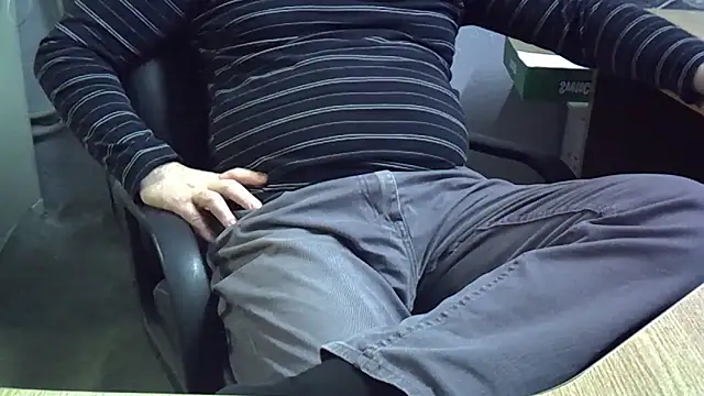 Snapshot of nikdov3 chatting on 9, 1, 2025 nikdov3 online show from 9, 1, 2025