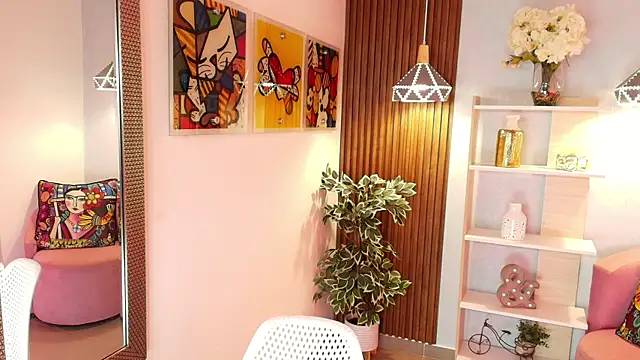 Dalila Sky online show from 18, 10, 2025