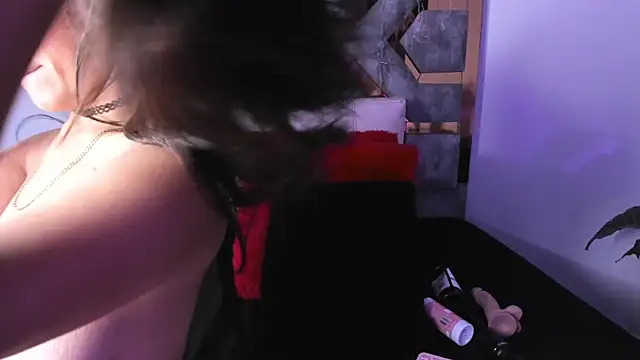 Snapshot of BRITHANY_SPARK chatting on 26, 12, 2024 BRITHANY SPARK online show from 26, 12, 2024