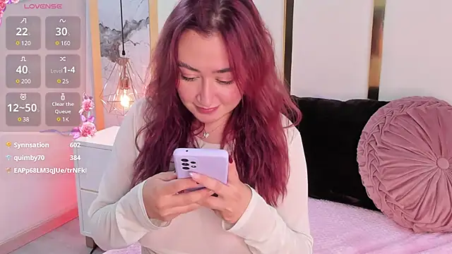 Snapshot of SalommeFlores chatting on 6, 2, 2025 SalommeFlores online show from 6, 2, 2025