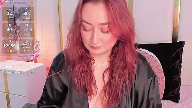 Snapshot of SalommeFlores chatting on 12, 3, 2025 SalommeFlores online show from 12, 3, 2025