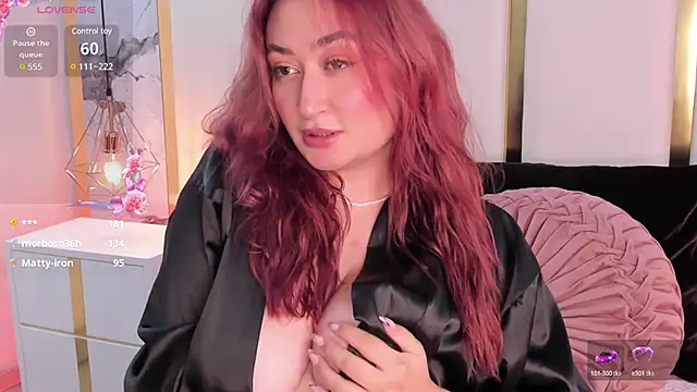 Snapshot of SalommeFlores chatting on 12, 3, 2025 SalommeFlores online show from 12, 3, 2025