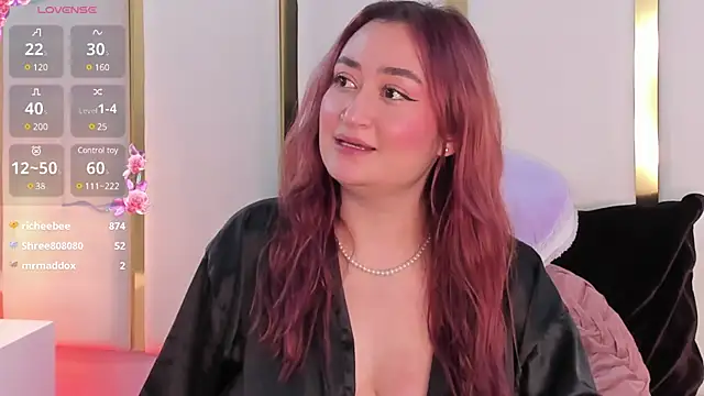 Snapshot of SalommeFlores chatting on 14, 3, 2025 SalommeFlores online show from 14, 3, 2025