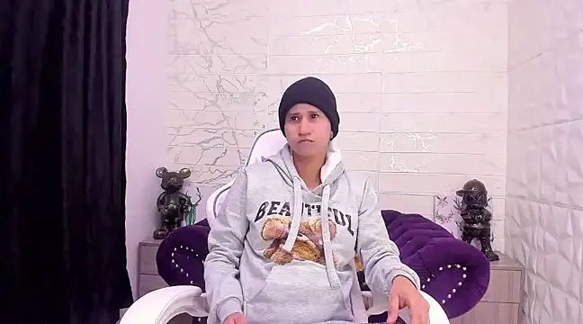 Im Milan Rs online show from 12, 2, 2025