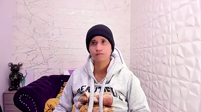 Im Milan Rs online show from 12, 2, 2025