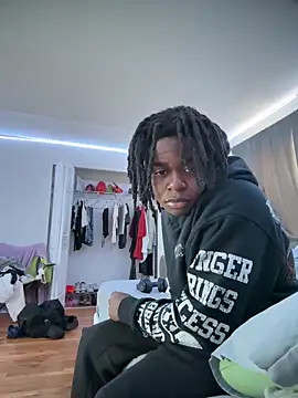 Snapshot of tokenkingtn chatting on 10, 3, 2025 tokenkingtn online show from 10, 3, 2025