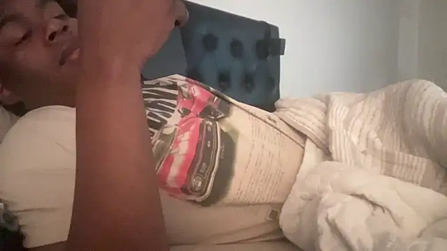 Snapshot of tokenkingtn chatting on 25, 10, 2025 tokenkingtn online show from 25, 10, 2025