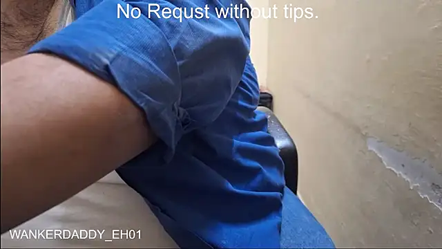 Snapshot of WANKERDADDY_EH01 chatting on 13, 12, 2024 WANKERDADDY EH01 online show from 13, 12, 2024