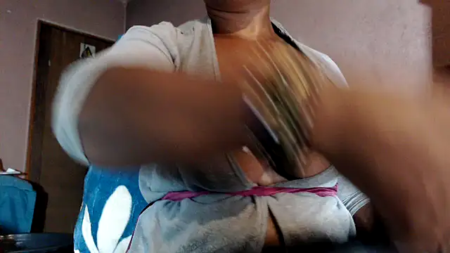 boobassymom online show from 29, 1, 2025