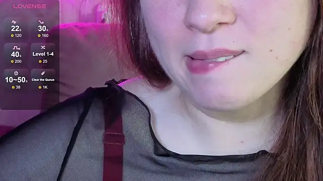 Snapshot of KellyCrystall chatting on 31, 10, 2025 KellyCrystall online show from 31, 10, 2025