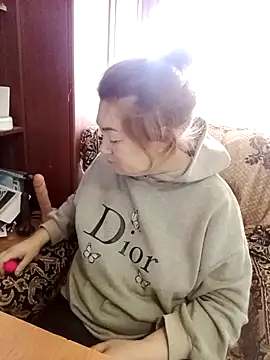 Madame-Butterfly online show from 4, 2, 2025