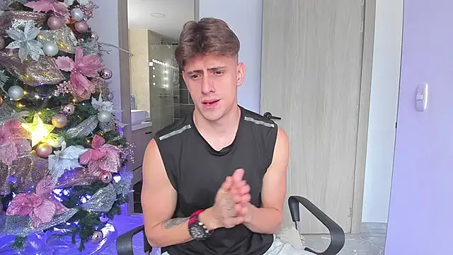 Snapshot of Jasperjoness chatting on 13, 12, 2024 Jasperjoness online show from 13, 12, 2024