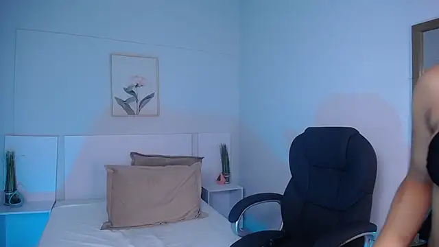 Snapshot of violeta_leon chatting on 6, 12, 2024 violeta leon online show from 6, 12, 2024