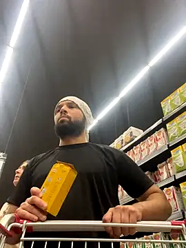 Snapshot of Gasc_1992 chatting on 1, 11, 2025 Gasc 1992 online show from 1, 11, 2025