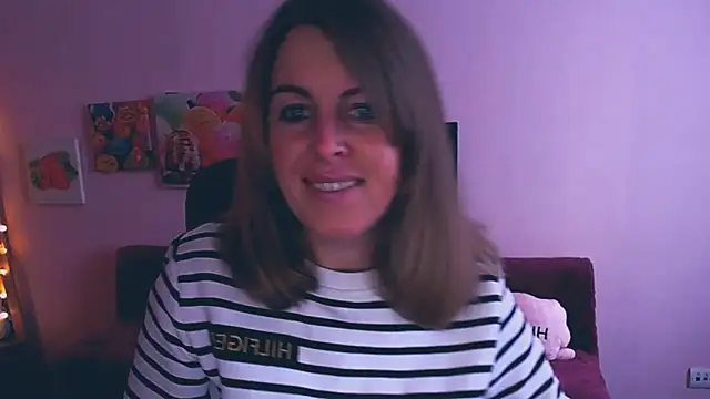 Hot Milady online show from 17, 2, 2025