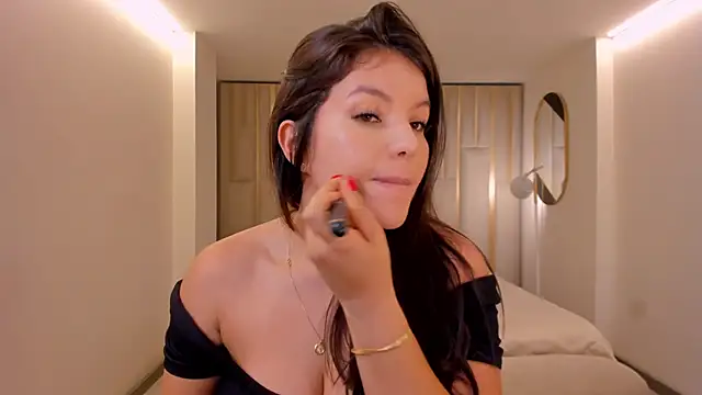 Snapshot of ValeriaRoldanX chatting on 9, 6, 2026 ValeriaRoldanX online show from 9, 6, 2026