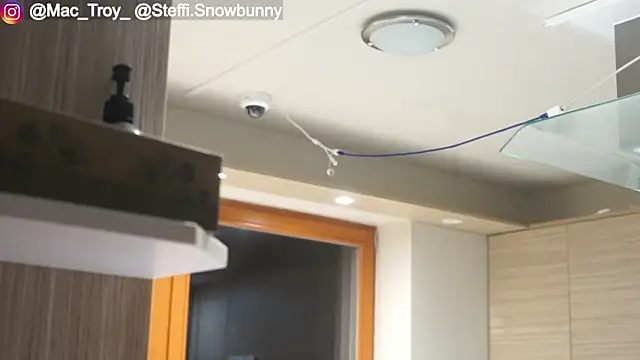 MacTroy online show from 30, 10, 2025