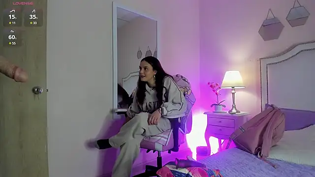 Snapshot of KIMAPRIL chatting on 17, 9, 2025 KIMAPRIL online show from 17, 9, 2025