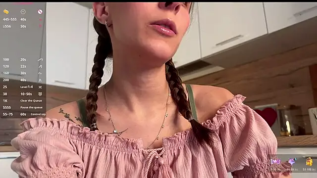 HellPeach online show from 1, 12, 2025