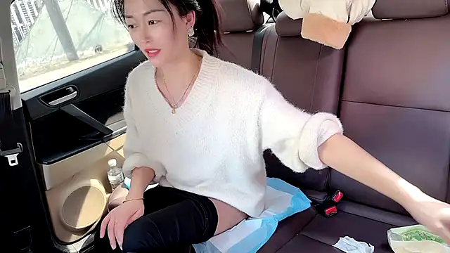 Snapshot of QianF-666 chatting on 27, 2, 2025 QianF-666 online show from 27, 2, 2025