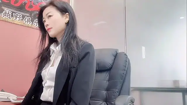 Snapshot of QianF-666 chatting on 27, 11, 2025 QianF-666 online show from 27, 11, 2025