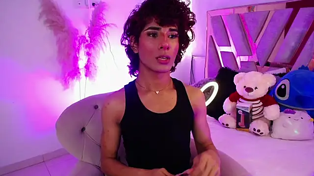 Snapshot of CamiloDoumit chatting on 10, 1, 2025 CamiloDoumit online show from 10, 1, 2025