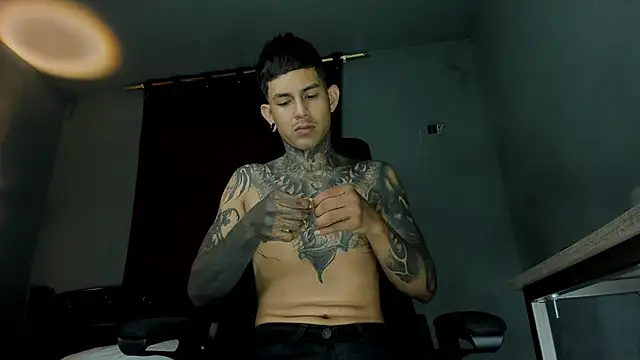 Travistanner 28 online show from 27, 3, 2026