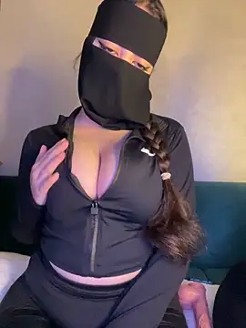 Snapshot of El-Jouri chatting on 19, 11, 2025 El-Jouri online show from 19, 11, 2025