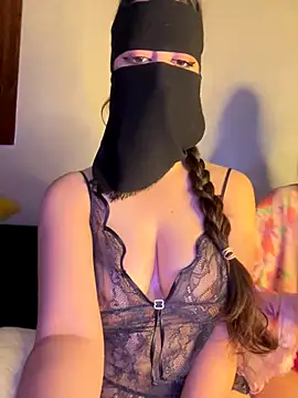 Snapshot of El-Jouri chatting on 22, 11, 2025 El-Jouri online show from 22, 11, 2025