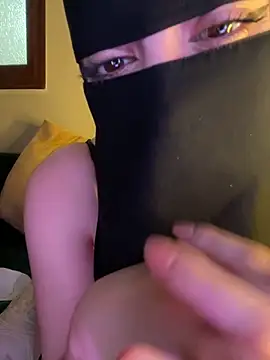 Snapshot of El-Jouri chatting on 14, 12, 2025 El-Jouri online show from 14, 12, 2025