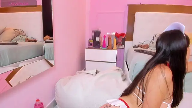 alysonJackson online show from 9, 4, 2026