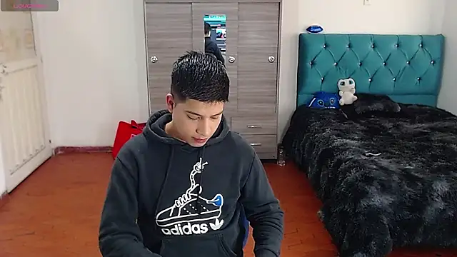 Snapshot of Randy_horny chatting on 26, 9, 2025 Randy horny online show from 26, 9, 2025