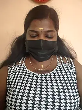 Snapshot of sulekha-mallu chatting on 3, 12, 2025 sulekha-mallu online show from 3, 12, 2025