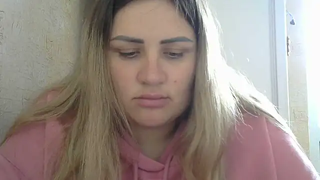 Snapshot of Honeydew-Waves chatting on 1, 10, 2025 Honeydew-Waves online show from 1, 10, 2025