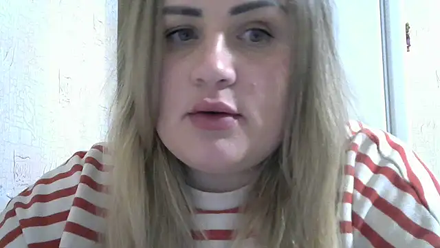 Snapshot of Honeydew-Waves chatting on 2, 5, 2026 Honeydew-Waves online show from 2, 5, 2026