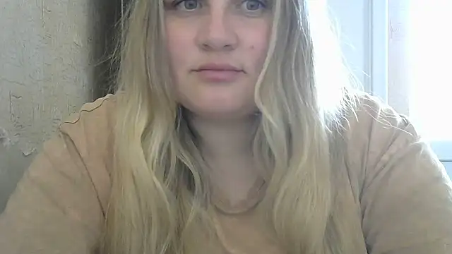 Snapshot of Honeydew-Waves chatting on 14, 5, 2026 Honeydew-Waves online show from 14, 5, 2026