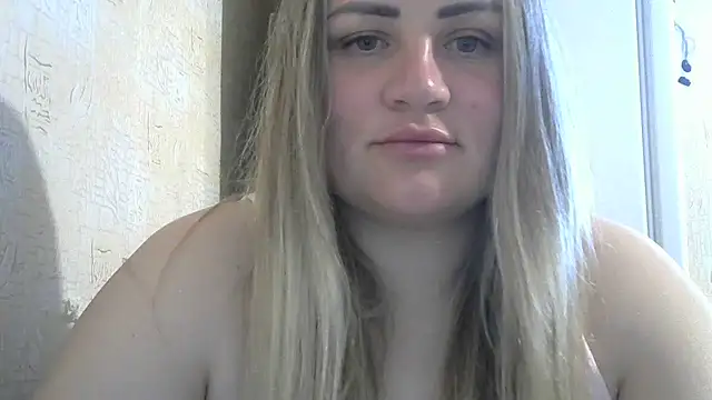 Snapshot of Honeydew-Waves chatting on 6, 7, 2026 Honeydew-Waves online show from 6, 7, 2026