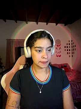 Snapshot of Arteatenea__ chatting on 16, 12, 2025 Arteatenea online show from 16, 12, 2025